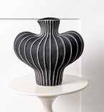 花瓶 クロス型 十字 ユニーク フラワーベース モダン 陶器 装飾 花器 アート ホワイト ブラック インテリア オブジェ