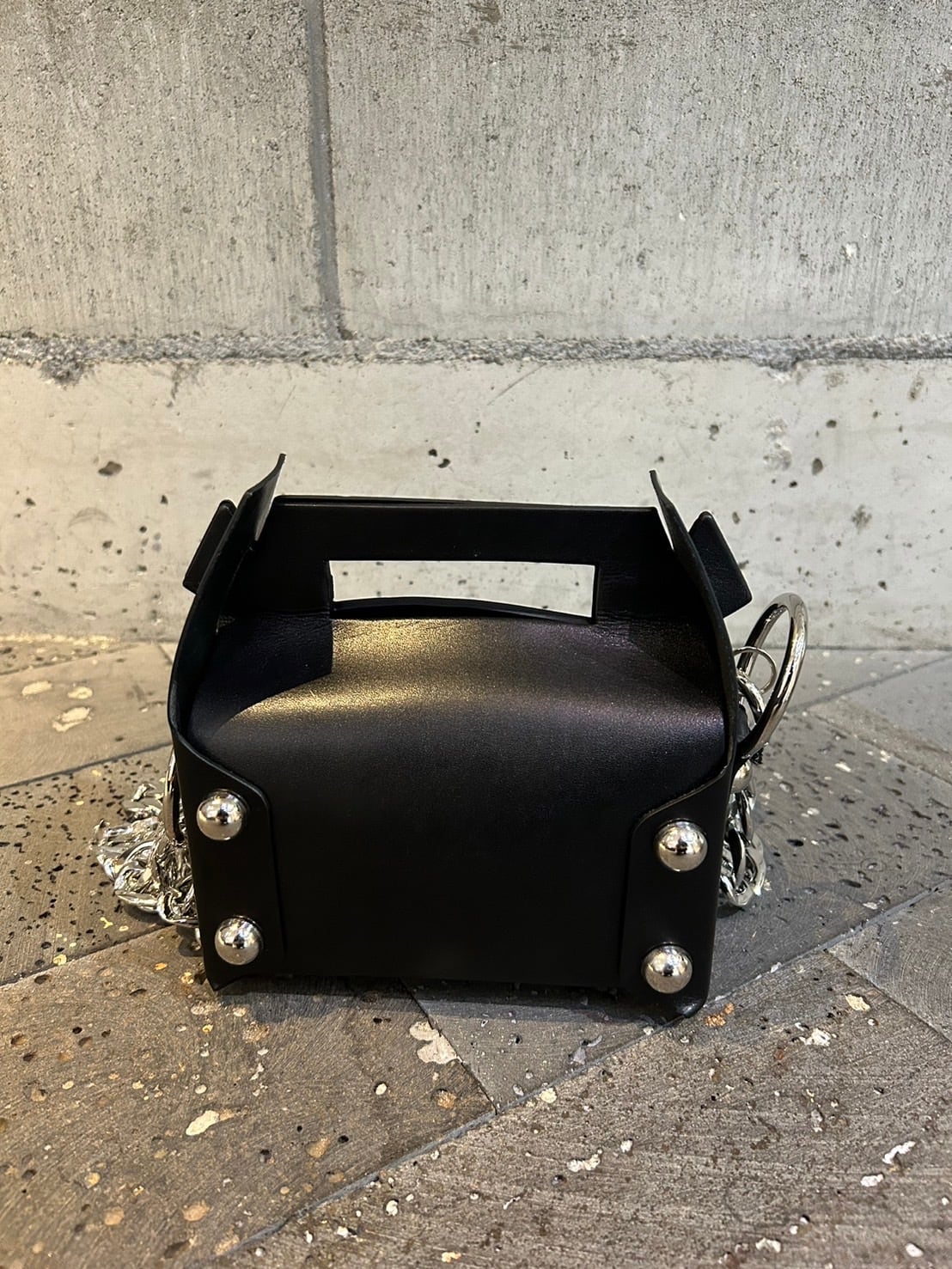 MASU 24AW LEATHER CAKE MINI BAG 