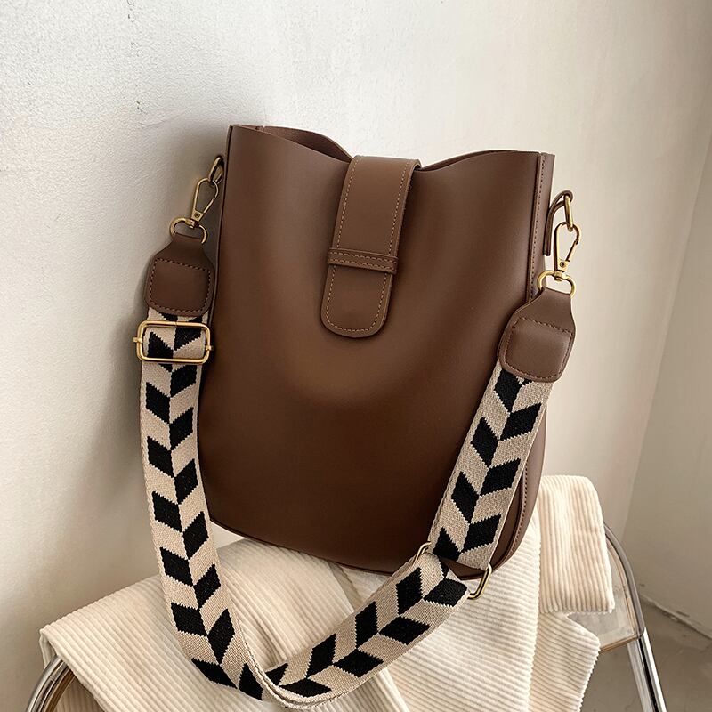 レディーススタンダードショルダーバッグ レトロ メッセンジャーバッグ Tiancai_Wing_Bag48181490065