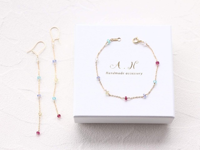 14kgf- multicolored garden bracelet & pierced earrings/can be chang to A.N original clip-on