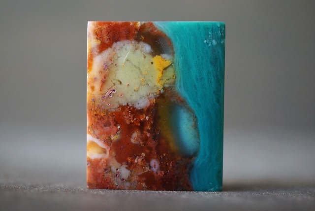 ジャワ島産ブルーペトリファイドウッド Blue Opalized Petrified Wood 931