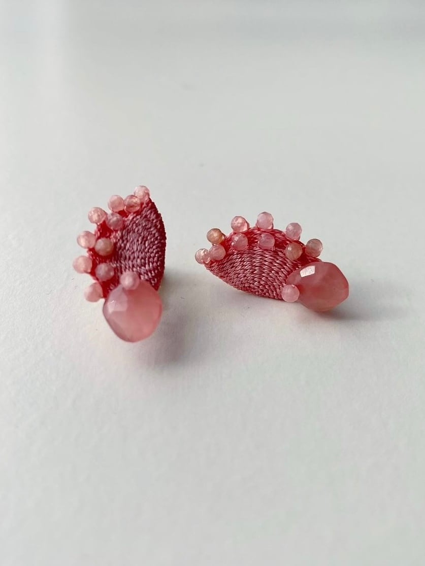 tsurara pierce pink