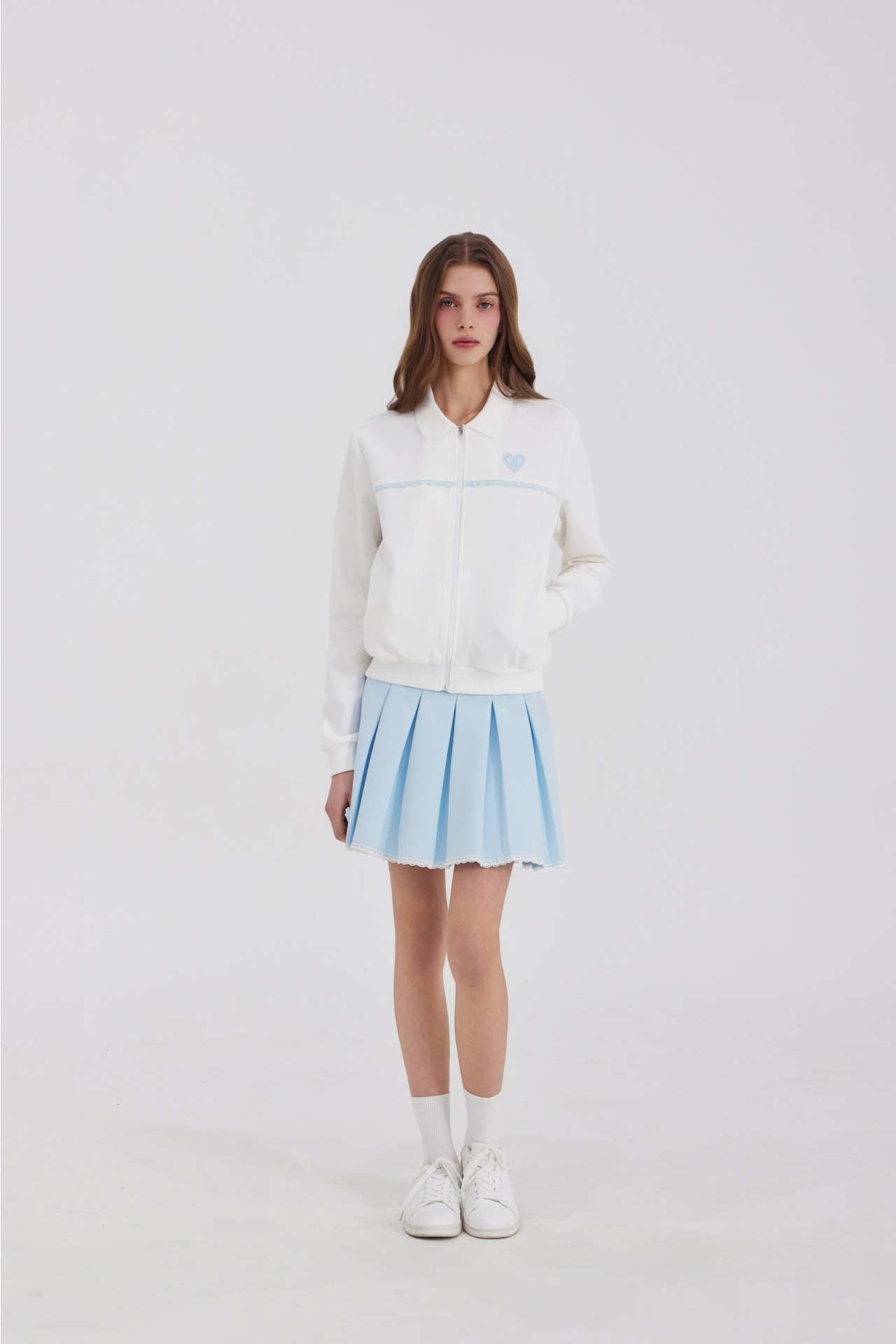 GOXO ゴーエックスオー スマイルハートレース カラー ジップアップ ホワイト(スカイブルー)