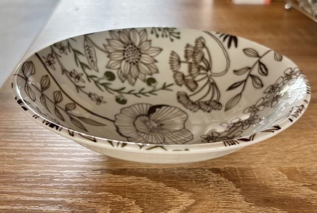 フラワーパターンボウル [サイズ: M] [カラー: 茶]