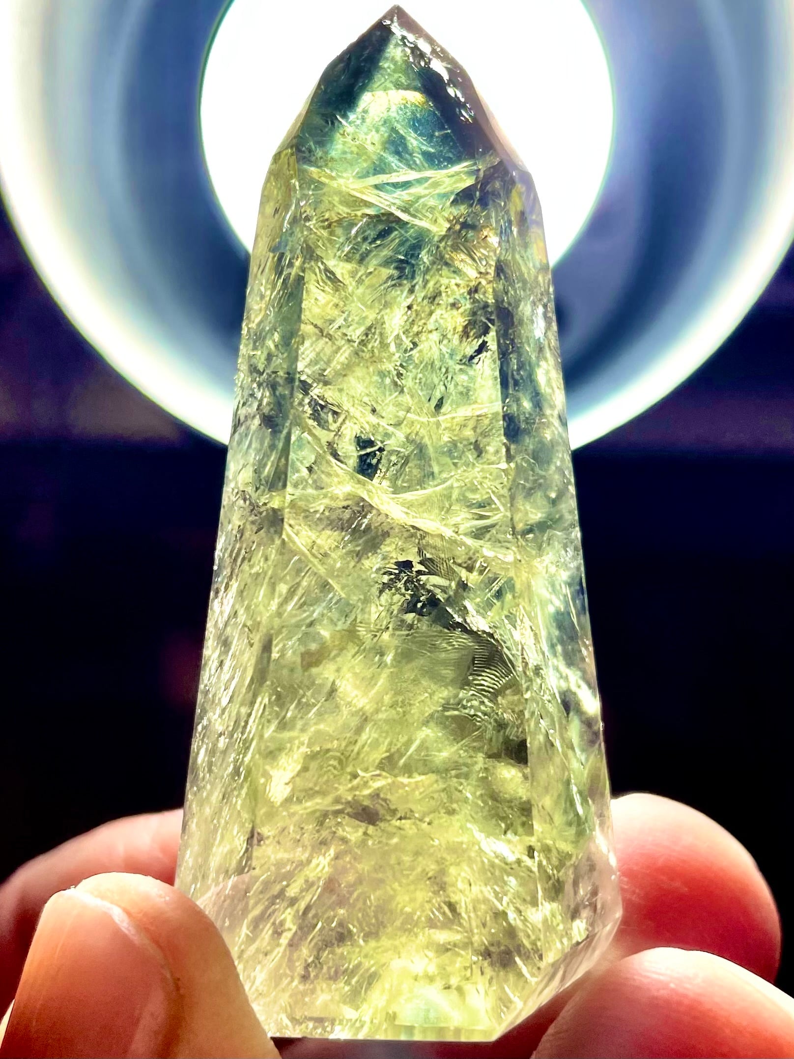 3) グリーン・アメジスト「プラシオライト」原石 | レムリアの太陽