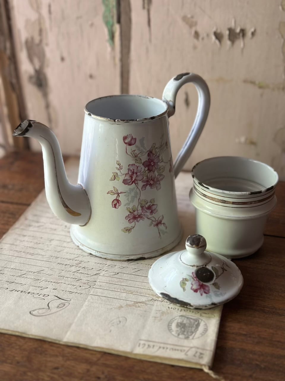 ホーロー コーヒーポット すみれ柄 琺瑯 B&W社製 | Brocante de La