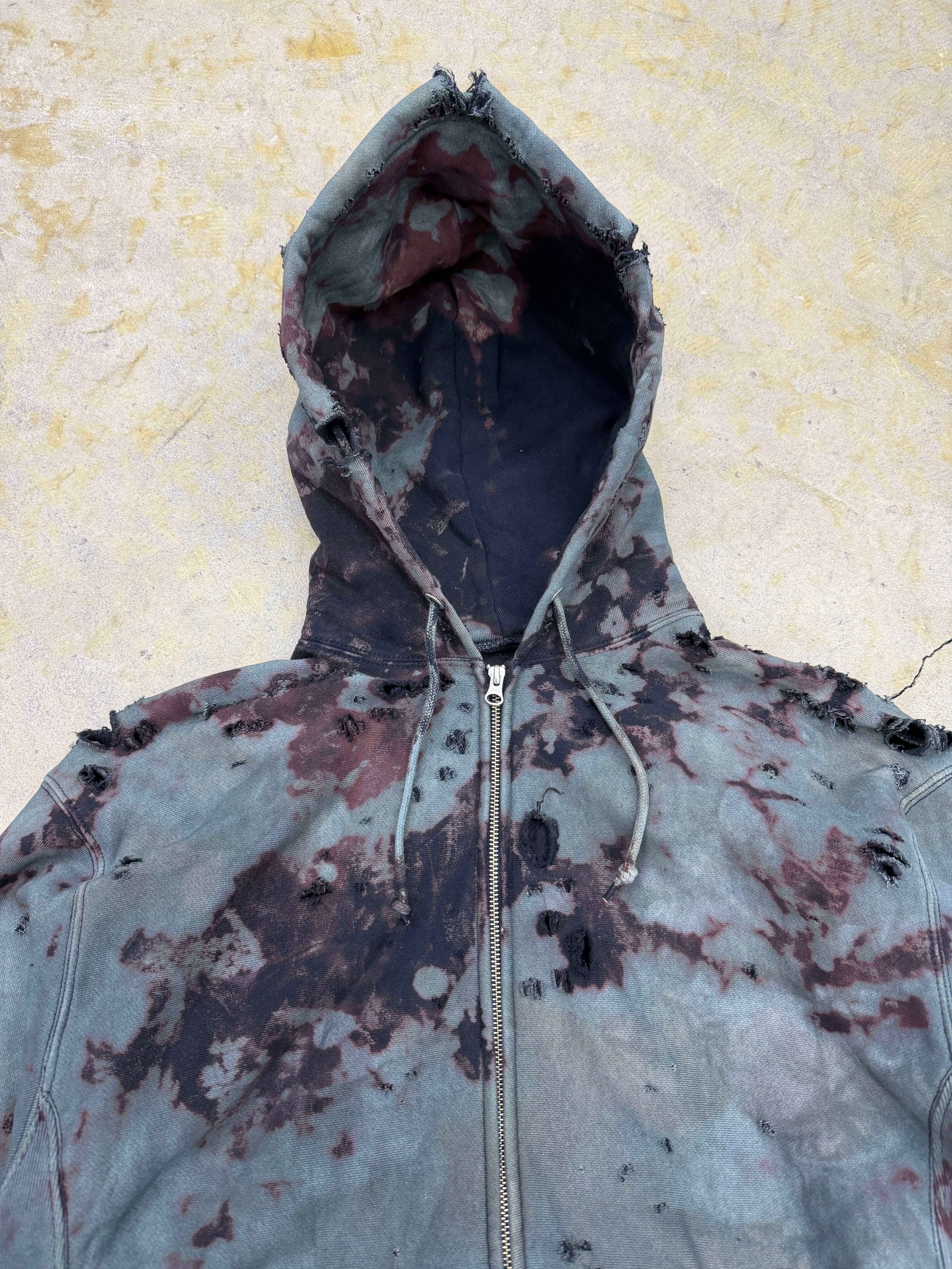 Teppei Furuyama | HARD CRASH PULLOVER ZIP-UP PARKA | BLEACH | HOWDAY