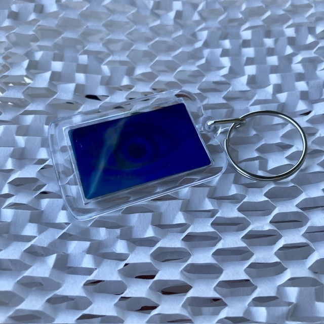 キーホルダー アイモチーフ ホログラム 80s アクリル ヴィンテージ雑貨 画像3