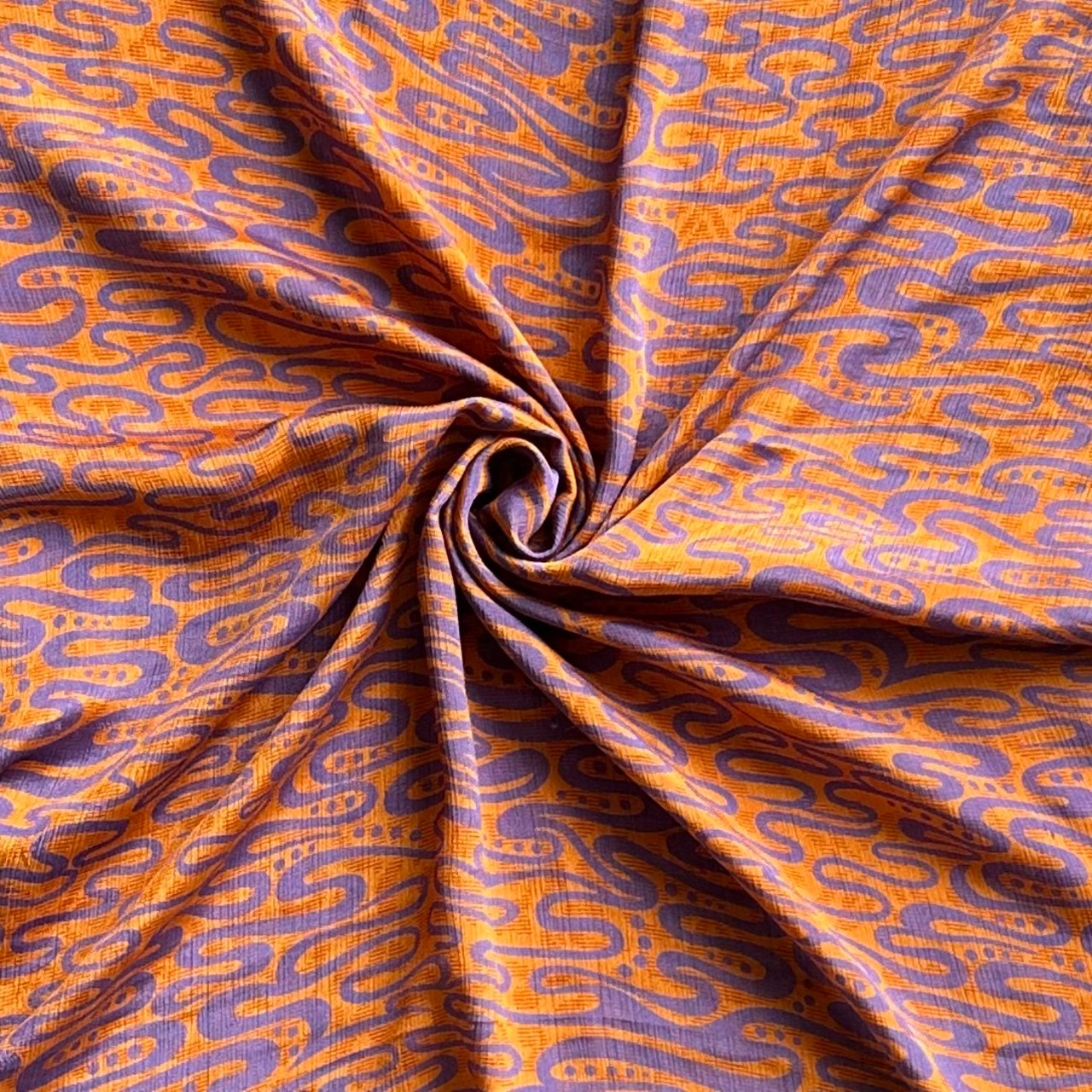 No.70 | リサイクルサリースカーフ ※小さな傷あり