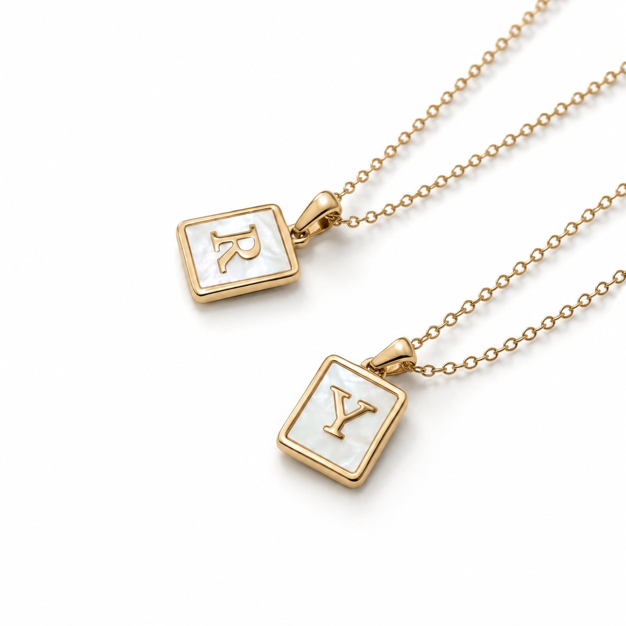 シヴァアイシェルネックレストッブ☆14kgf シェルイニシャルネックレス | jewelrychaco