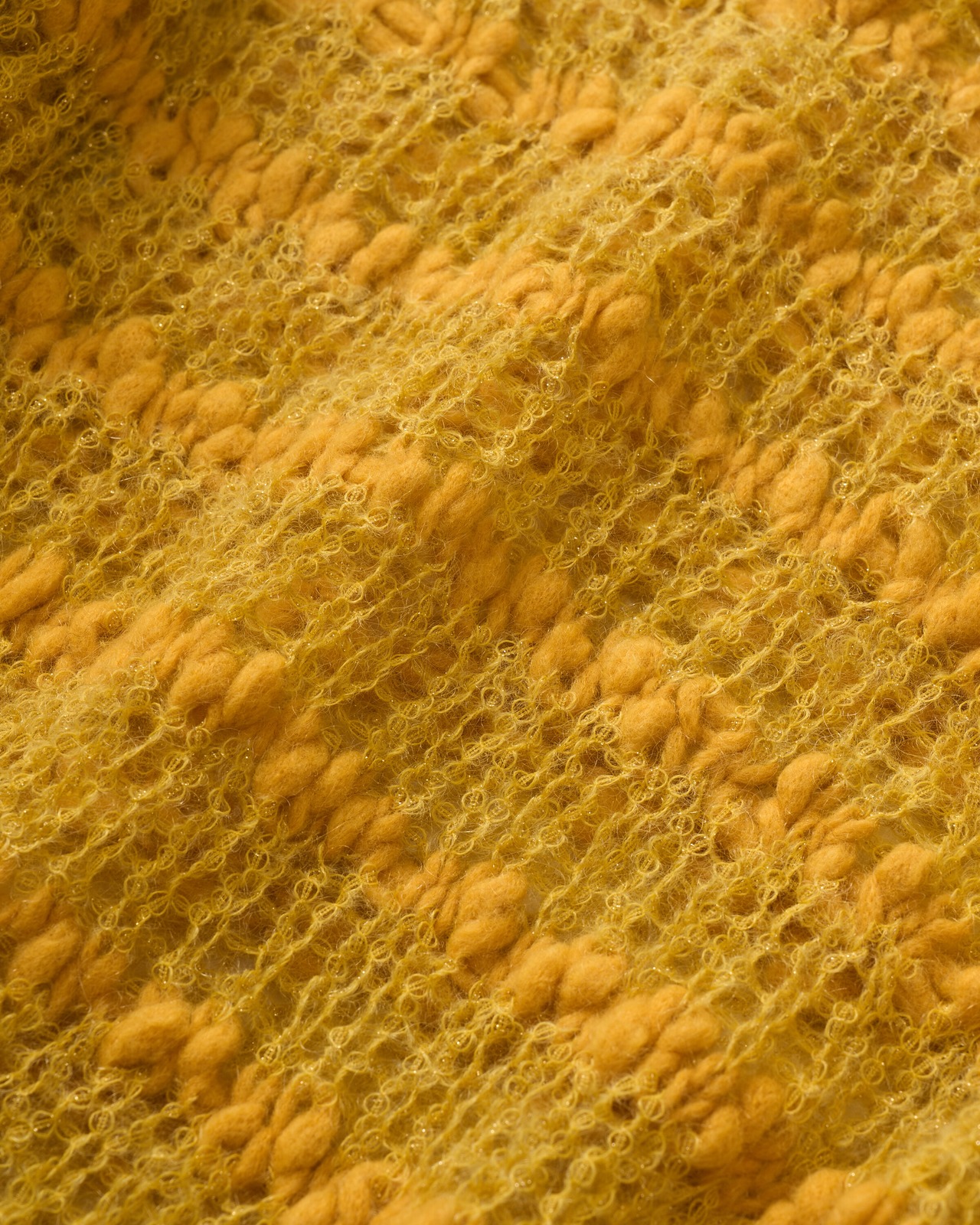 Circle Motif Mohair Thick Wave Pattern Pullover Knit
