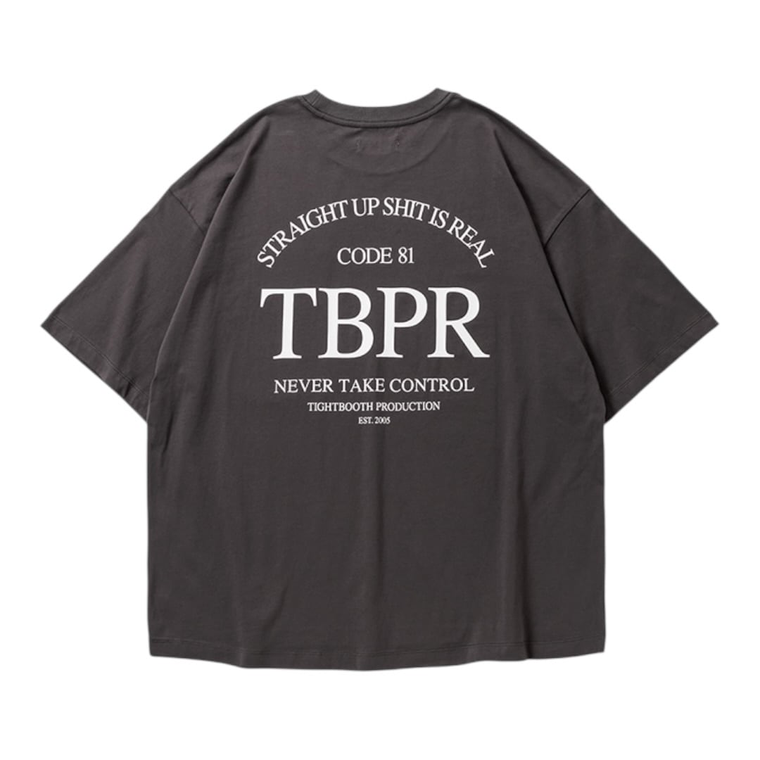 【TIGHTBOOTH】STRAIGHT UP S/S T-SHIRT (Charcoal)〈国内送料無料〉