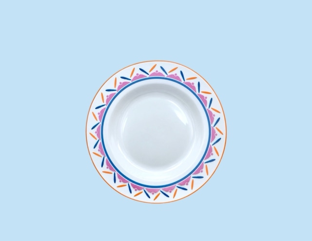 COLOR GEOMETRIC PLATE