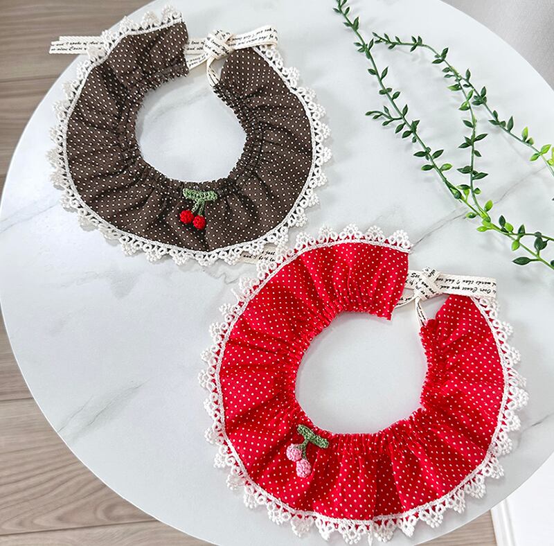 cherry cape 2color  /  犬 首輪 おしゃれ ドット柄 チェリー 可愛い バンダナ 犬 記念撮影 アクセサリー 小型犬 中型犬 犬服 韓国 ペット用品 ドッグウェア ケープ
