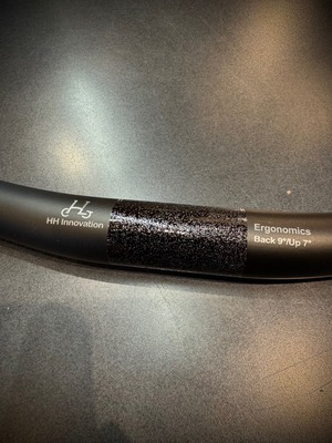 H&H Carbon Handlebar [Flat]