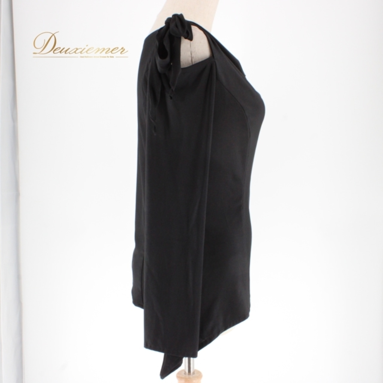 社交ダンス 衣装 スタンダード トップス レッスンウェア レディース PASTIME パスタイム 練習着 ブラック系 長袖 黒 無地 シンプル 上品 フィット感 伸縮性 軽量 シンプルデザイン 洗練された アーバンブラック トップス レディース Mサイズ 普段着 ダンスレッスン 練習用 カジュアルコーデ オールシーズン