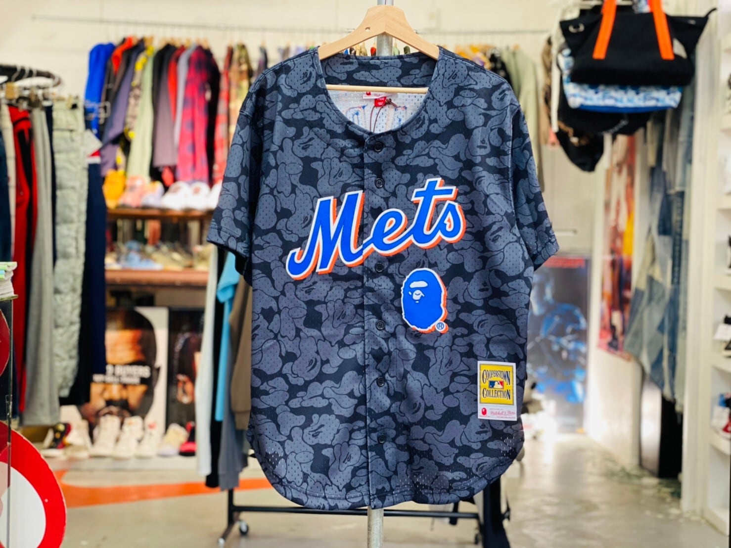 A BATHING APE MITCHELL ＆ NESS NEWYORK METS BASEBALL JERSEY LARGE 135KE5351  | BRAND BUYERS OSAKA