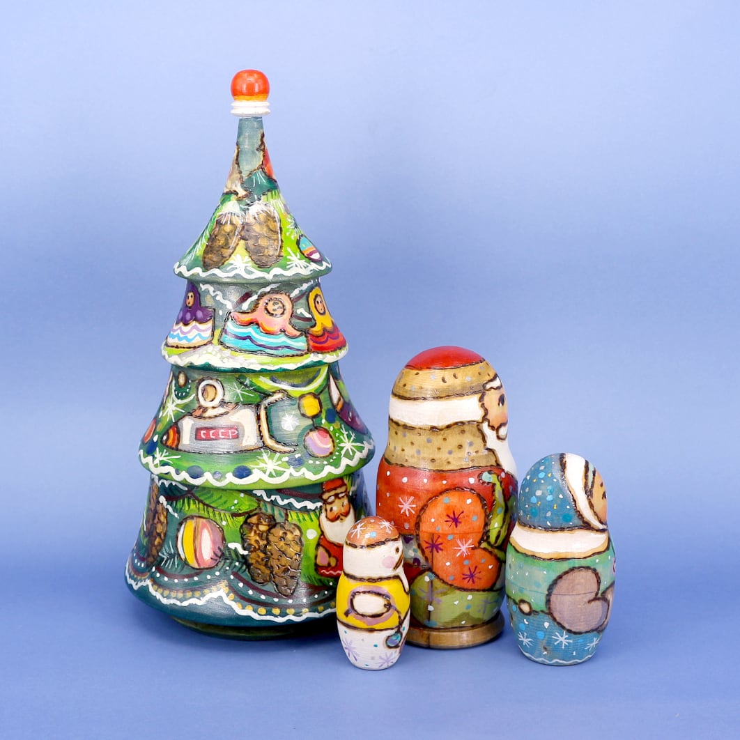 アーニャ・リャーボワ兄マトリョーシカ/マトリョーシカロシア