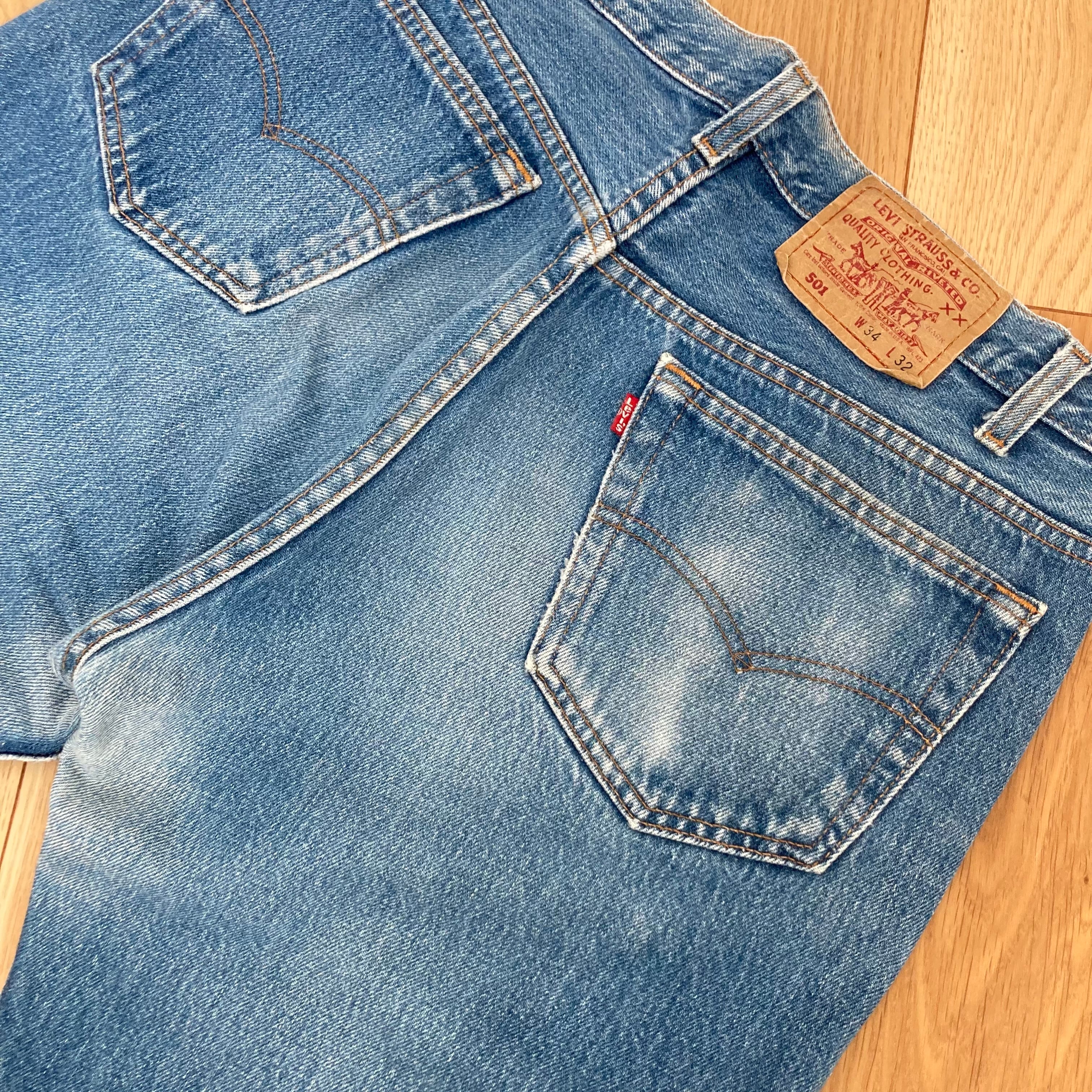 90's Levi's 501 W34 inch “MADE IN USA” | The ROUNDABOUT Store