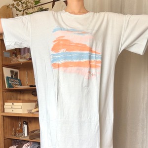 水彩柄ロングTシャツ　パステルブルー