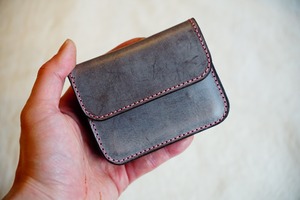 《即納》middle wallet【choco】