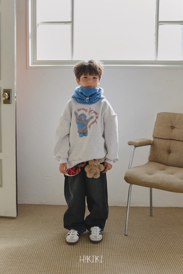 ハグトレーナー 【HIKIKI】