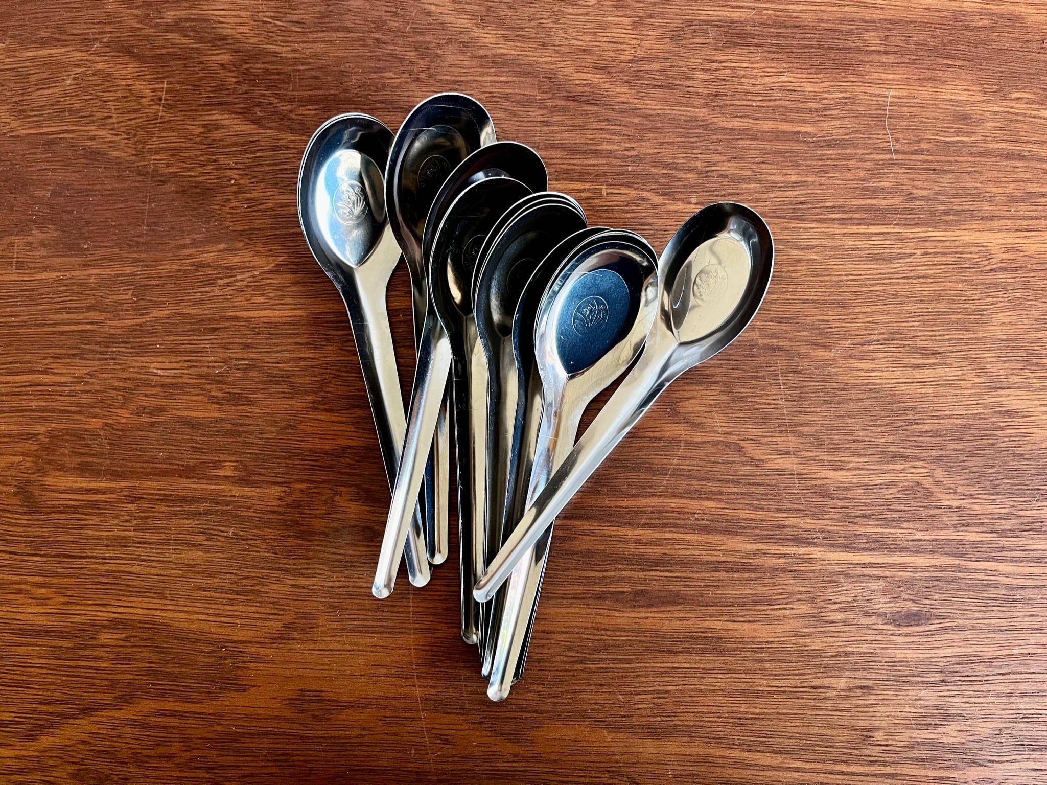 柄の長いアルミのレンゲ