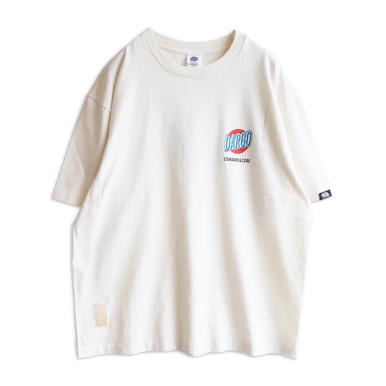 【DARGO】"Trade Mark Logo" 6onz Vintage Fade T-shirt（VANILLA WHITE）
