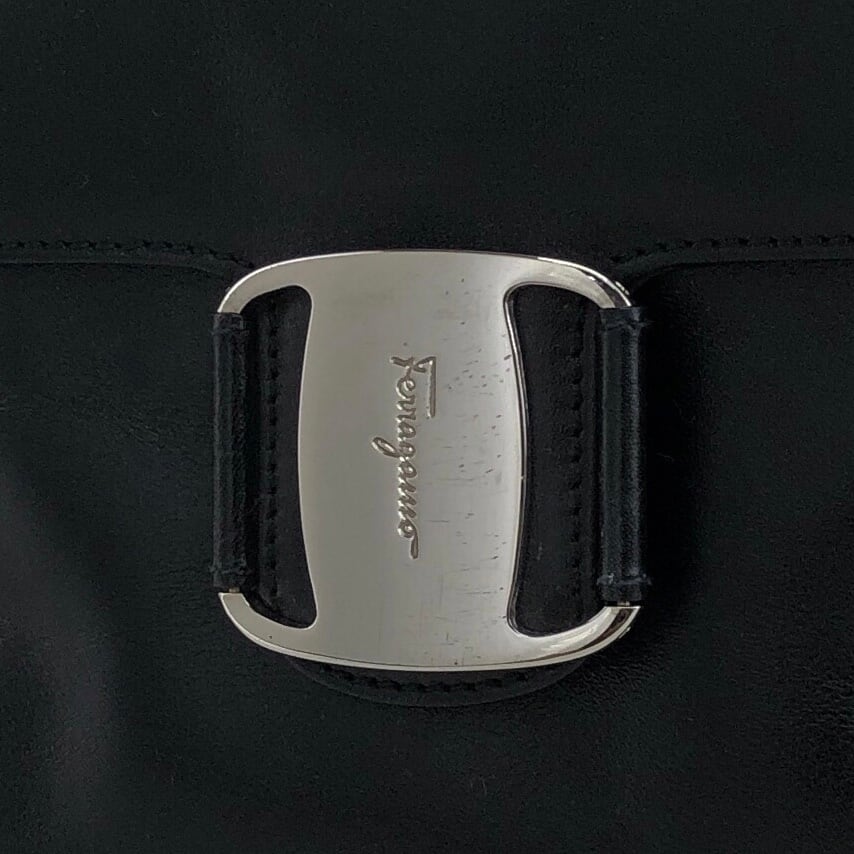 Salvatore Ferragamo サルヴァトーレ フェラガモ ショルダーバッグ