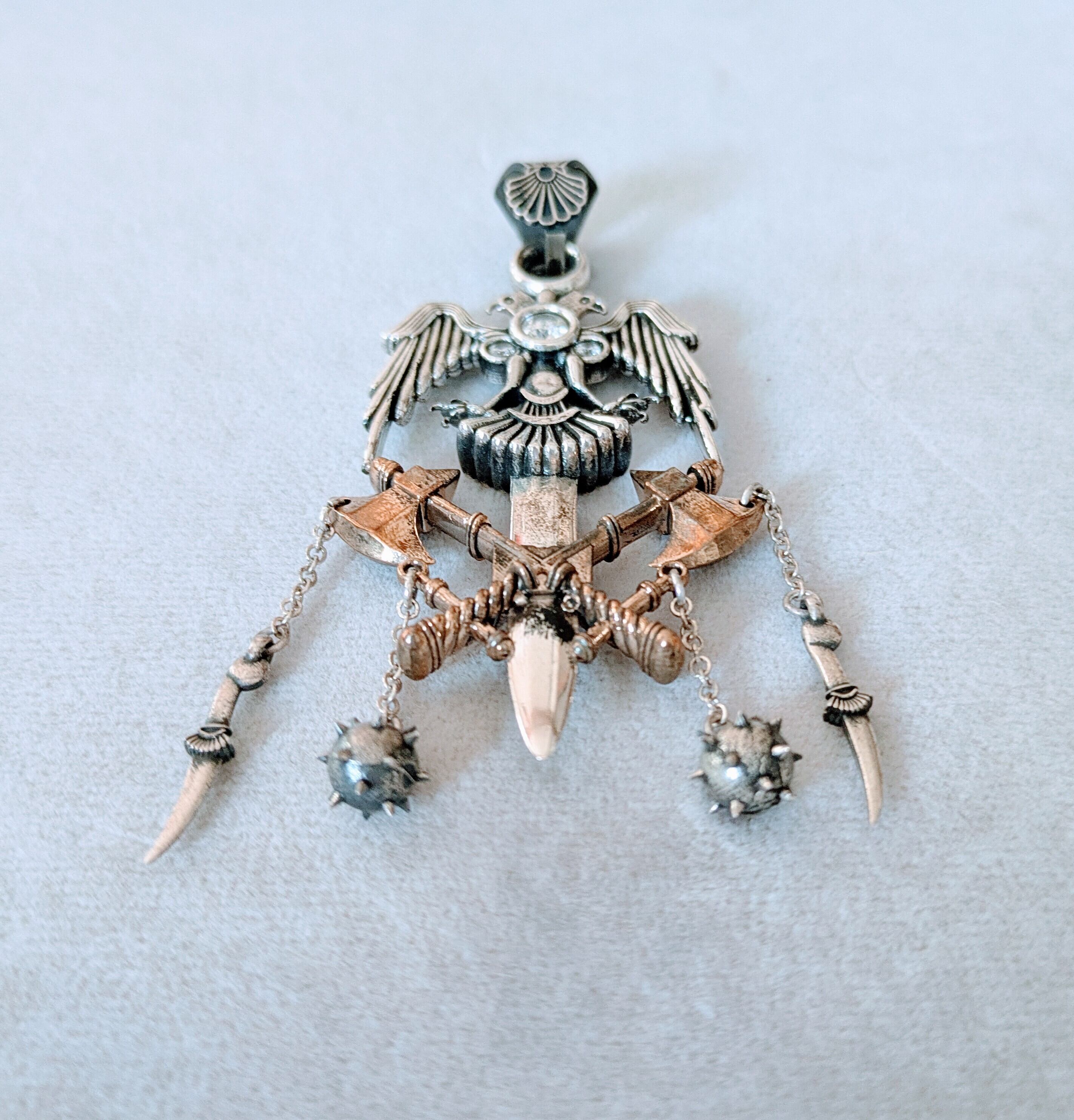 エンデルシャフオリジナル ハンドメイド ペンダントT（鷲と剣