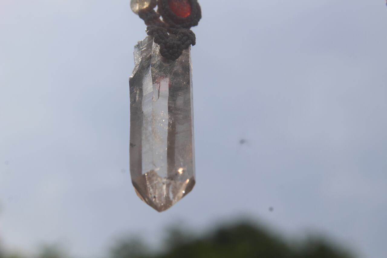 Himalayan crystal & Labradorite & Sunstone micro macrame pendant