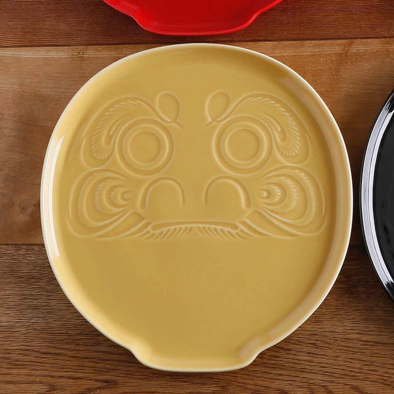 ふらっとだるま (だるまのお皿類） | toool / つーーーる