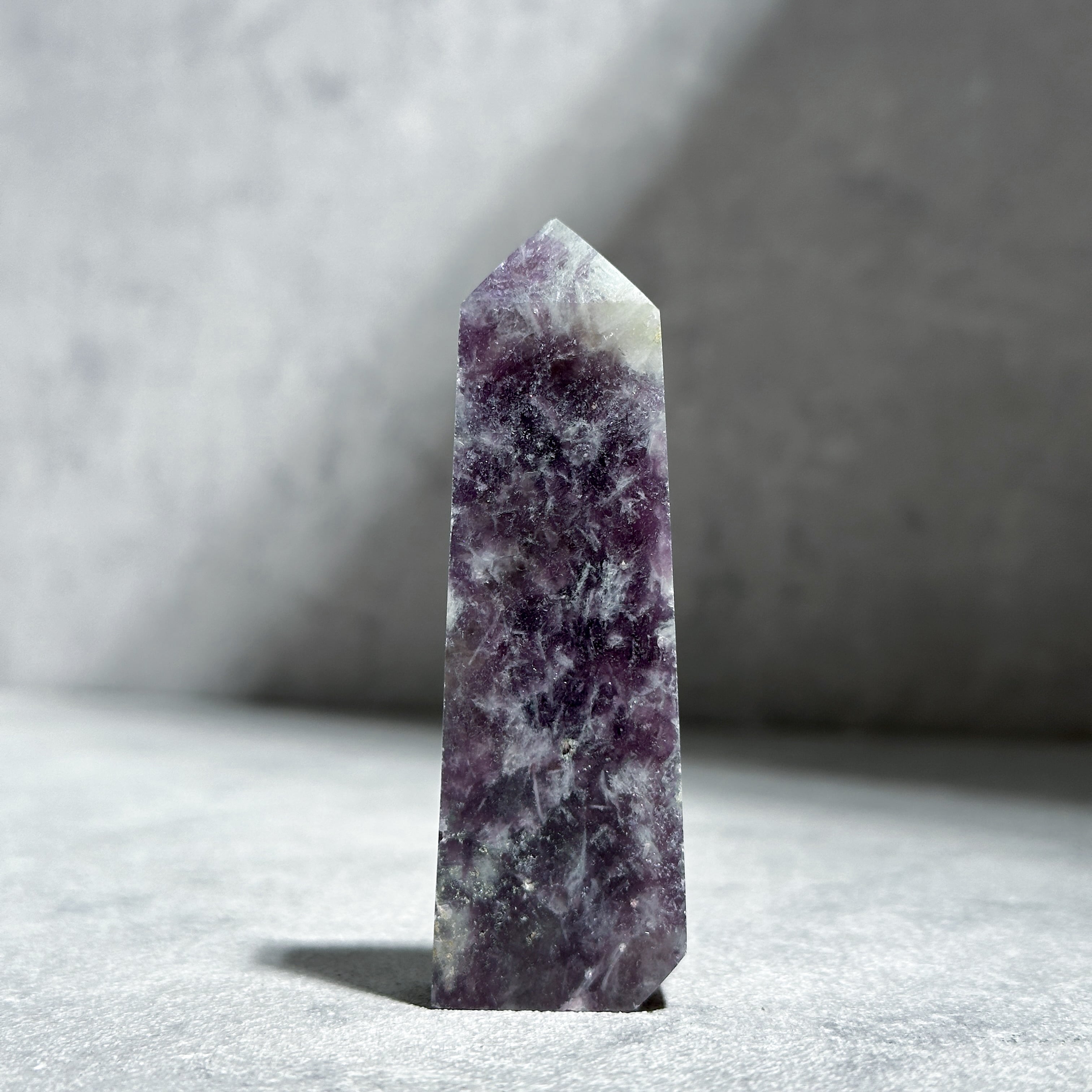 ユニコーンストーン タワー 81◇ Unicorn Stone ◇天然石・鉱物