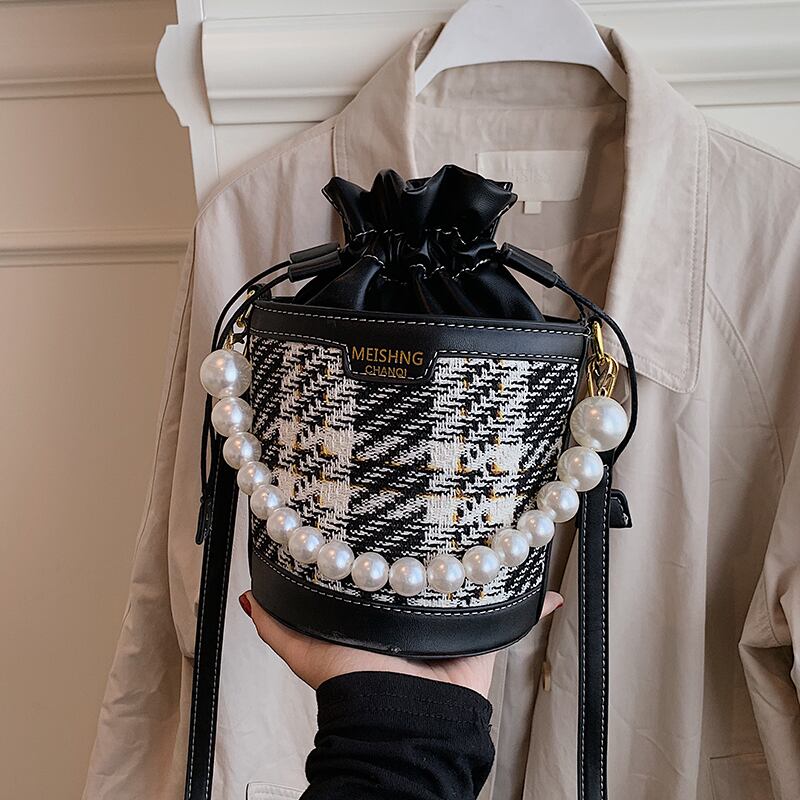 オータムウィンターパールチェーン 秋物 冬物 真珠 メッセンジャーバッグ Tiancai_Wing_Bag15288429223