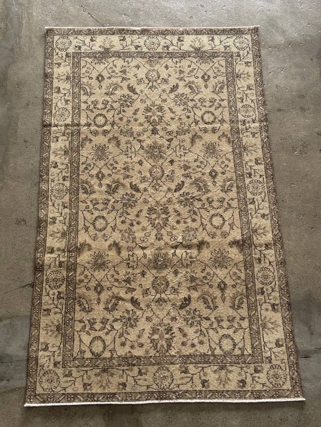 【送料込み】vintageヴィンテージ　トルコラグ　イスパルタ絨毯    TRB4203