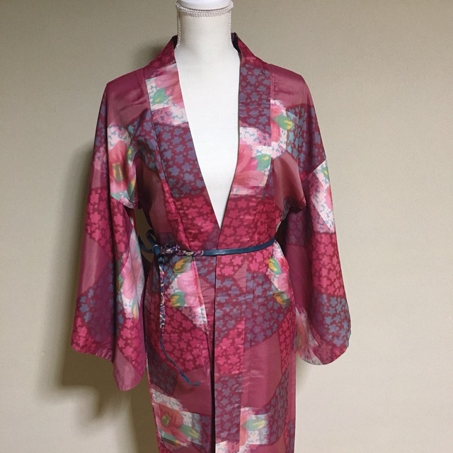 Vintage HAORI Silk Wine Red × fine flower ×Shrimp to the liner【HA07】