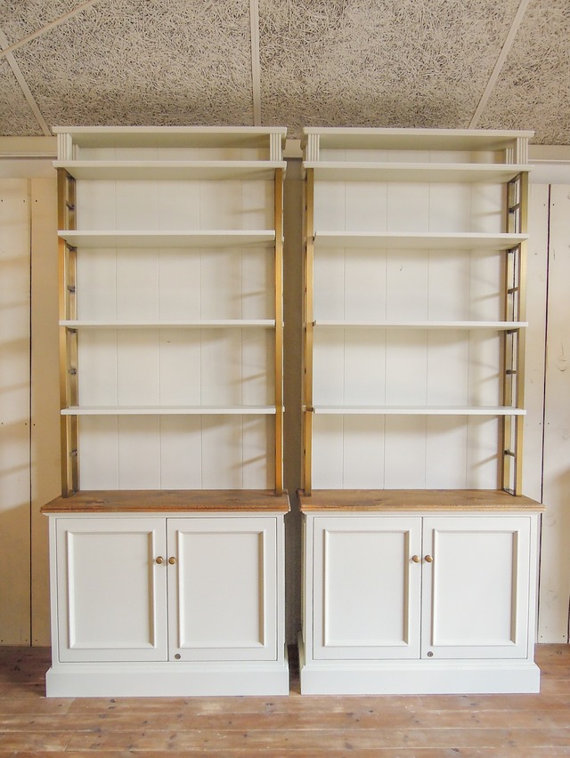 真鍮ディスプレイシェルフ＆キャビネット　（オーダーメイド店舗什器）W900×H2100