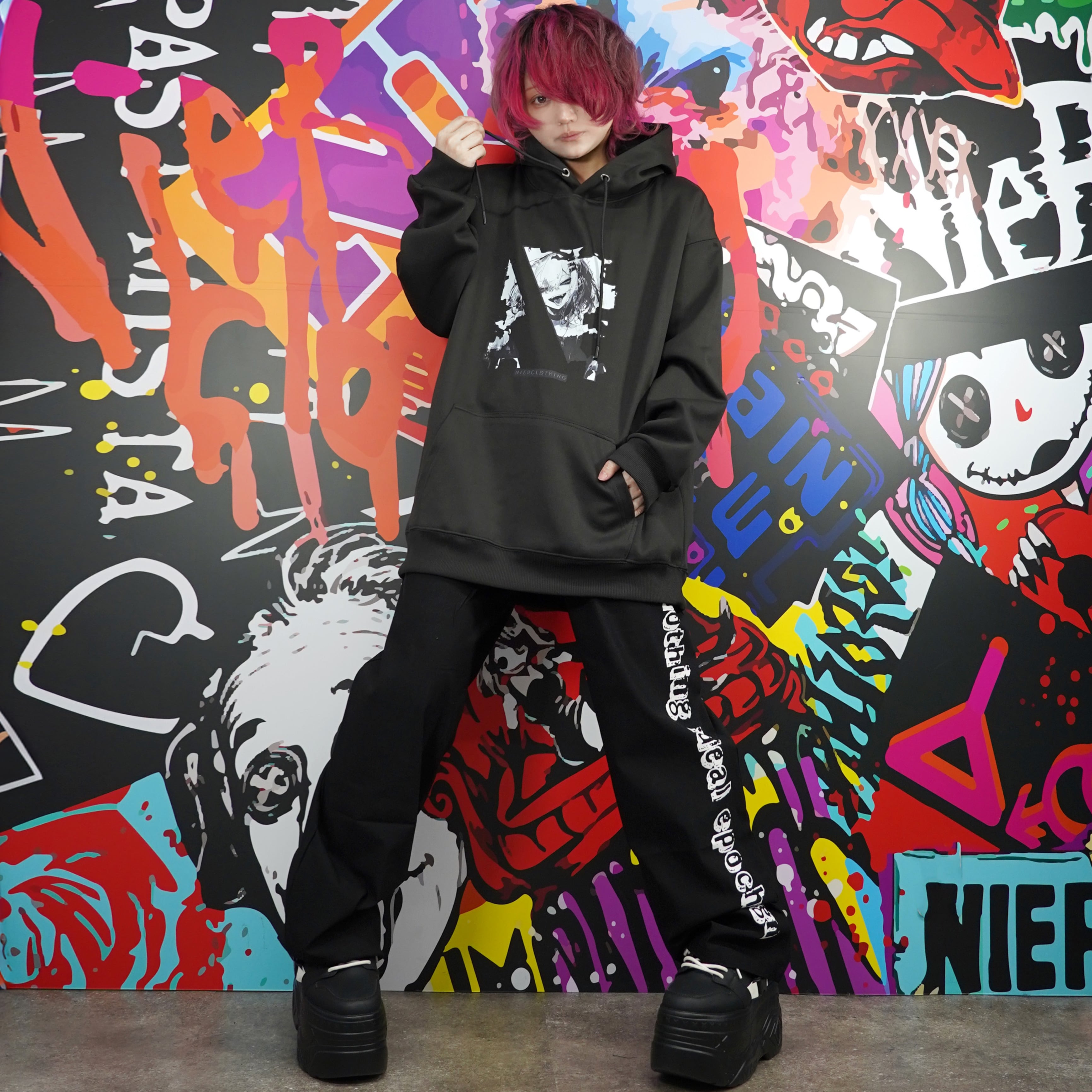 UNISEX BLACK PARKA【MAD SMILE】 | NIER CLOTHING