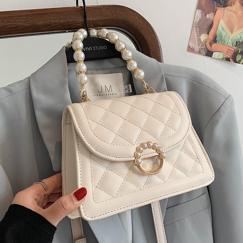 パールチェーン シングルショルダーバッグサマースタイル 夏物 真珠 スクウェア メッセンジャーバッグ Tiancai_Wing_Bag43838348000