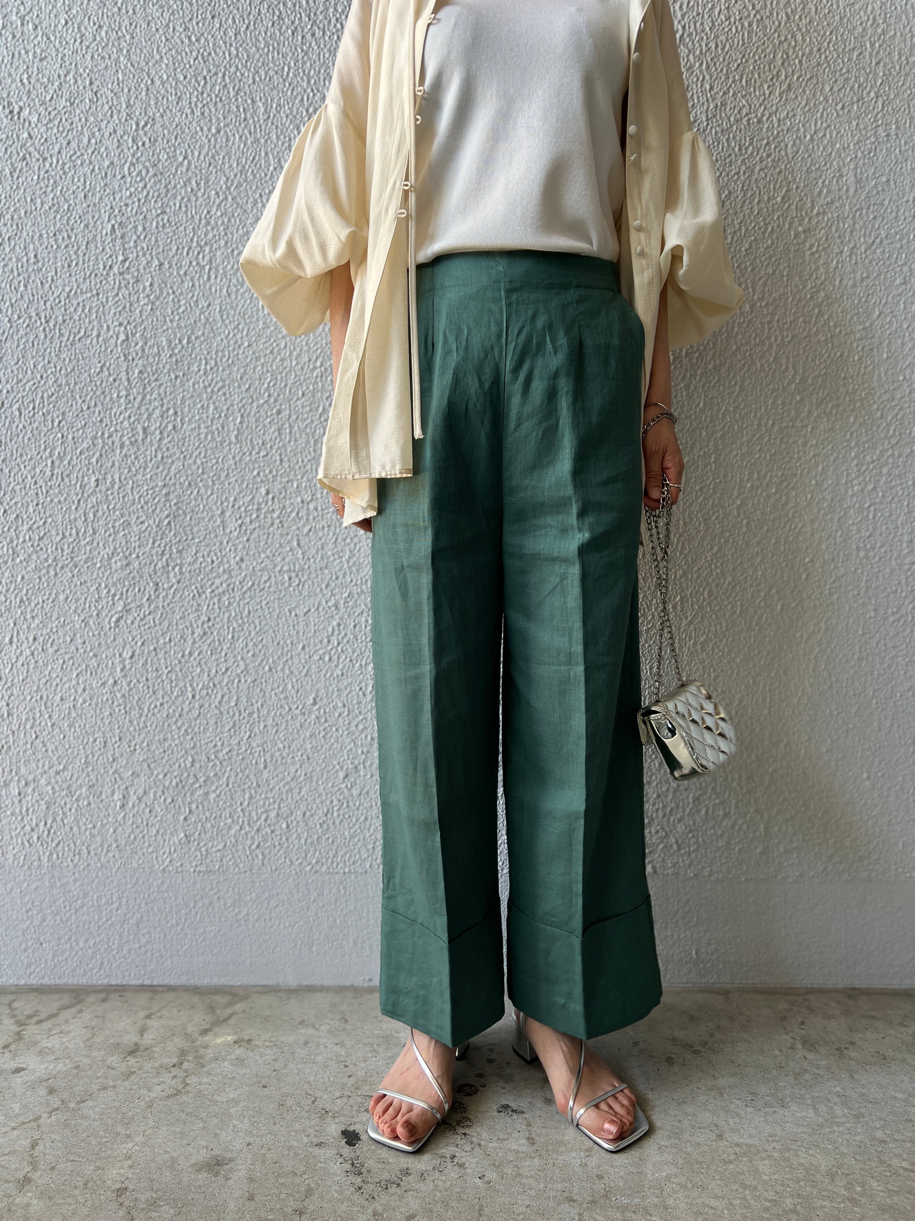M】イニシャルブローチ | MIEL select shop