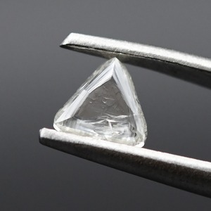 ラフダイヤモンド 0.441ct Rough Diamond 原石 マクル 南アフリカ産 （EX00698）
