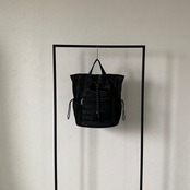 【受注予約：7月中旬入荷予定】nylon drawstring bag/black