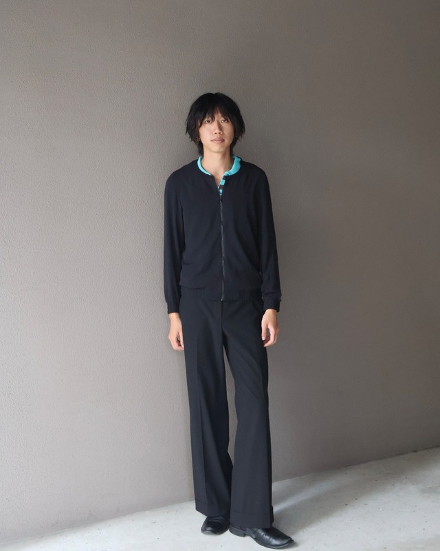 Crew neck zip-up blouson
