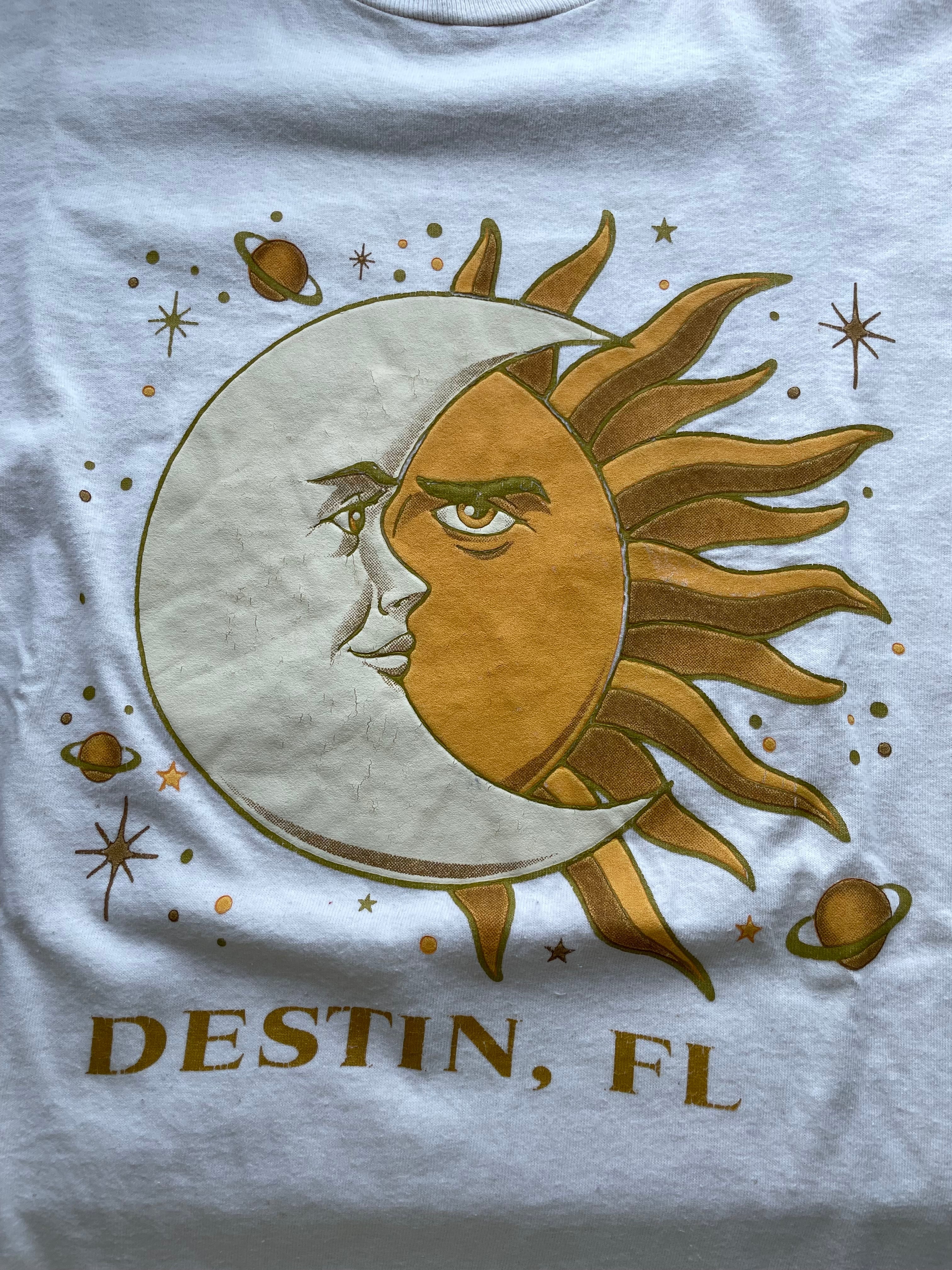 月と太陽Tシャツ