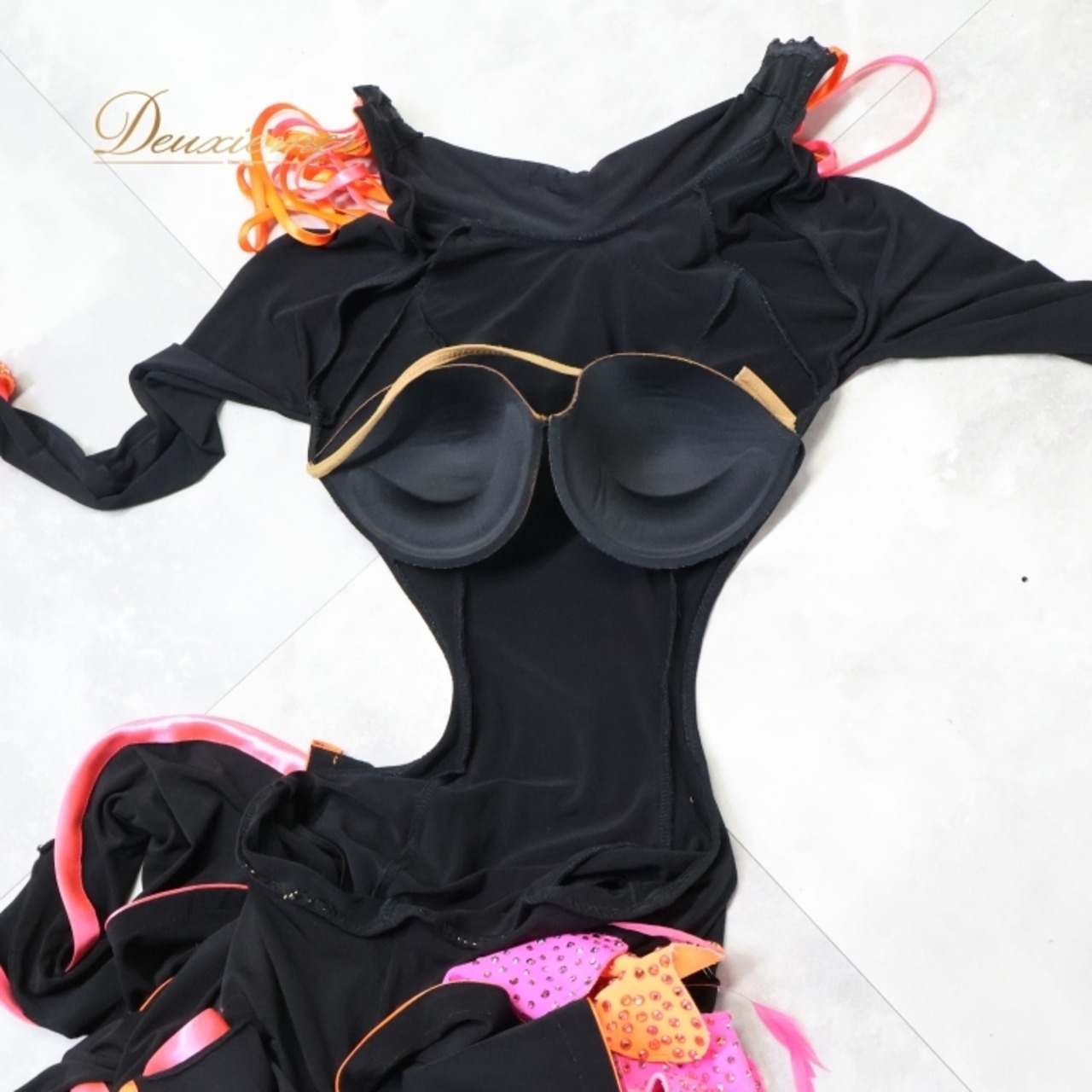 社交ダンス 衣装 ラテン ドレス ワンピース ブラック系 ピンク系 オレンジ系 黒 ピンク オレンジ フリル デモ 競技 ダンス パーティ 発表会 おしゃれ かわいい 女性用 舞台衣装