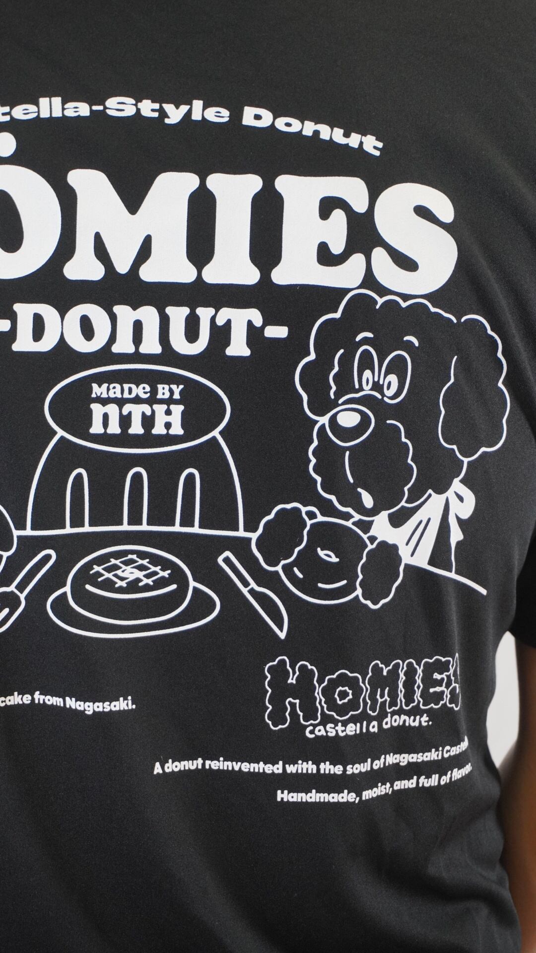 HOMIES CASTELLA DONUT OPENING TEE color Black | N TOWN HOMIES