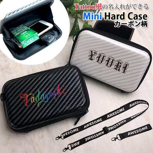 Tatoo風文字 名入れ カーボン調 フラット ミニハードケース ストラップ ショルダー付き(全2色)