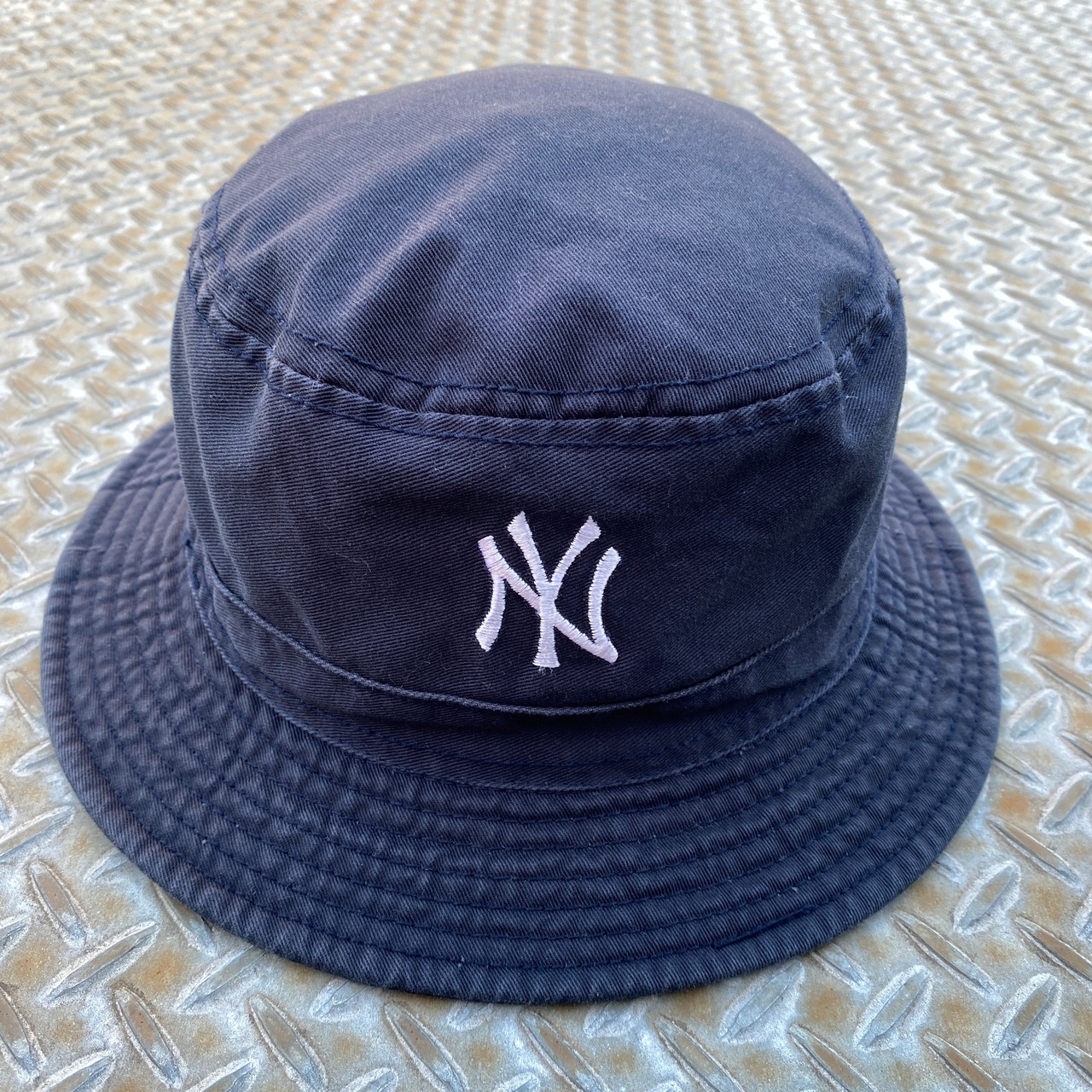 New York Yankees Bucket Hat - NAVY