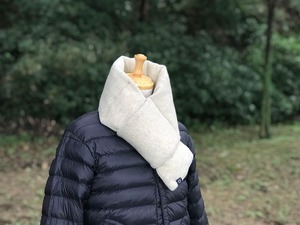 暖をつつむ　純カシミヤコンパクトマフラー　グレージュ