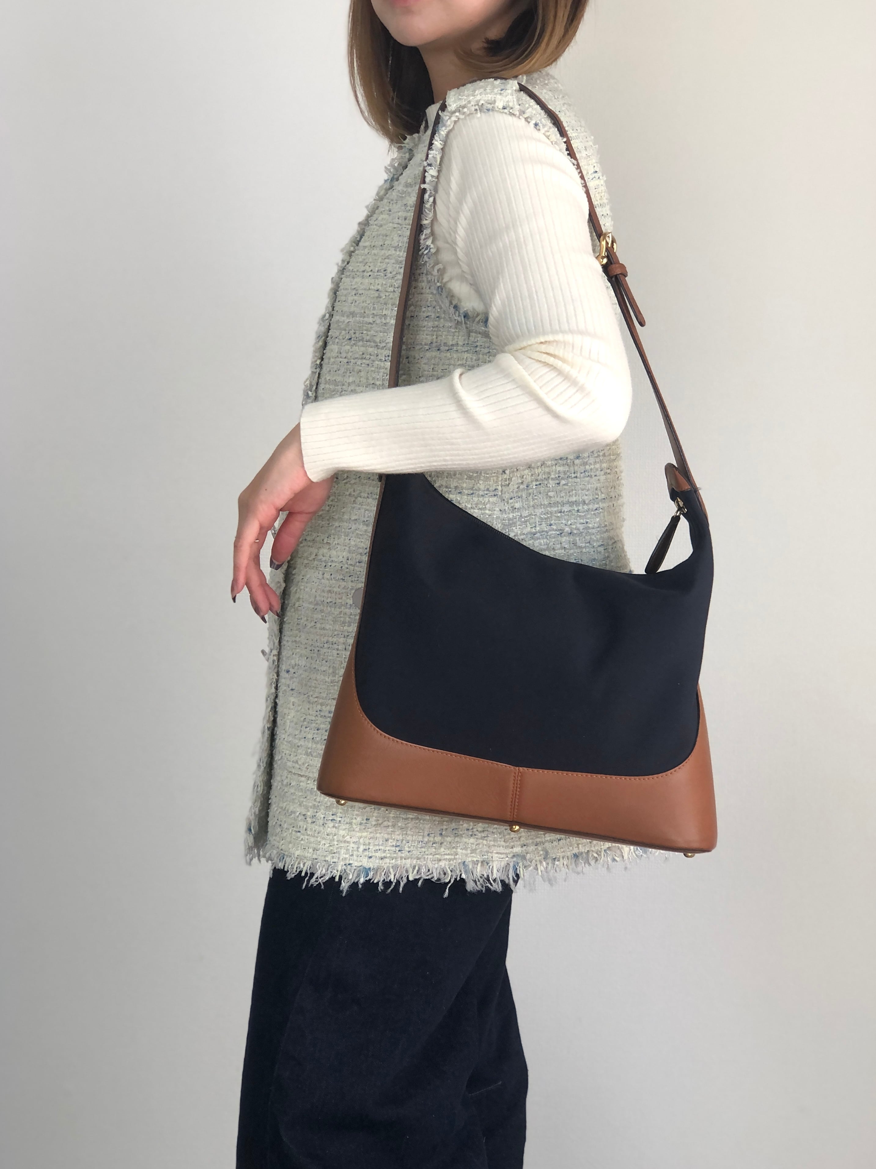 ロエベ ショルダーバッグ - ブラウン ロエベ LOEWE 【LOEWE】ロエベ ハンドバッグ ショルダーバッグ